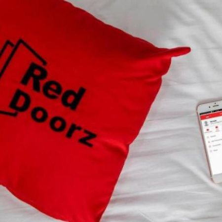 Reddoorz Near Legian Street Hotell Kuta Lombok Eksteriør bilde